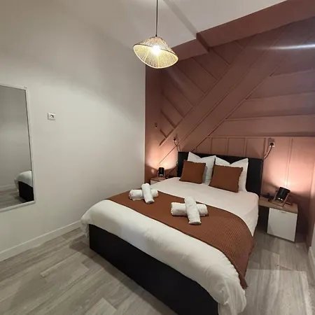 Апартаменты Chez Mel Et Garry *